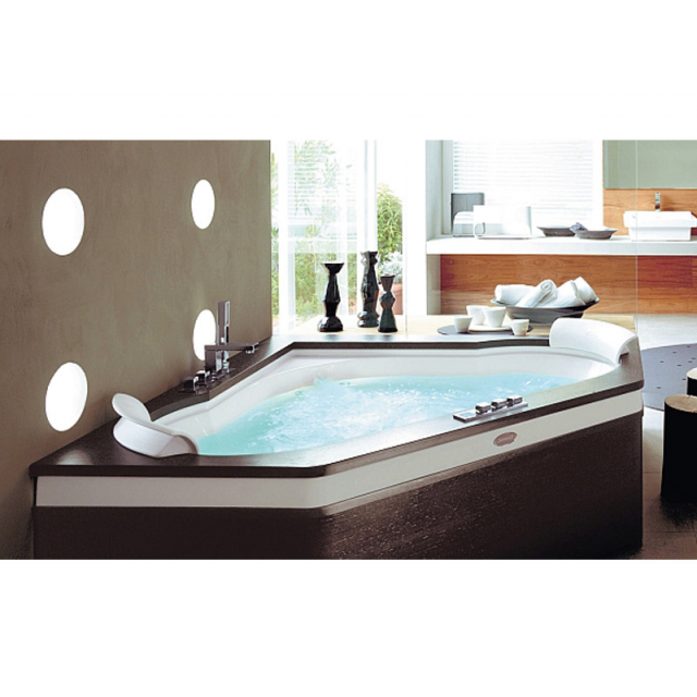 Jacuzzi Aura Corner 160 Wood 9F43518 * 嵌入式墙壁漩涡浴缸 | Edilceram Design