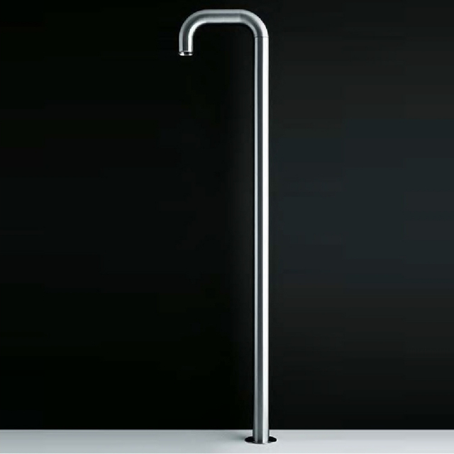 Boffi Pipe RFFP02 落地式淋浴喷头 | Edilceram Design